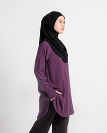  Aurah Long Sleeve Raglan T-Shirt